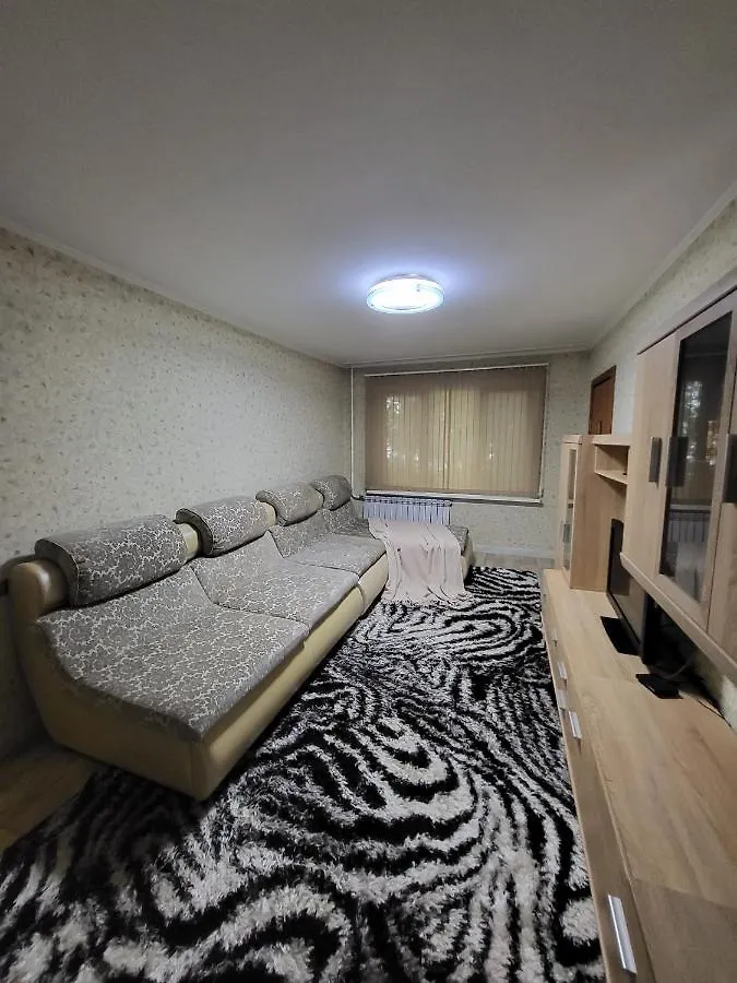 Симпатичная Квартирка Рядом С Парком! Almaty Apartment